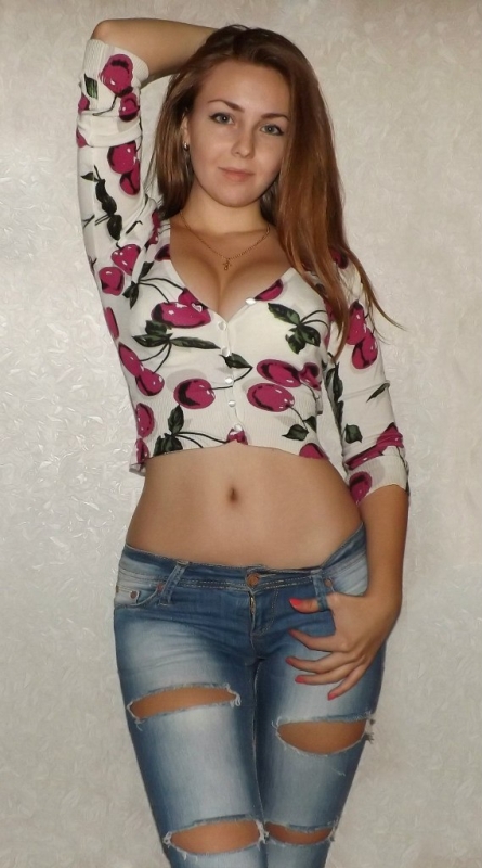 Алиса, 28